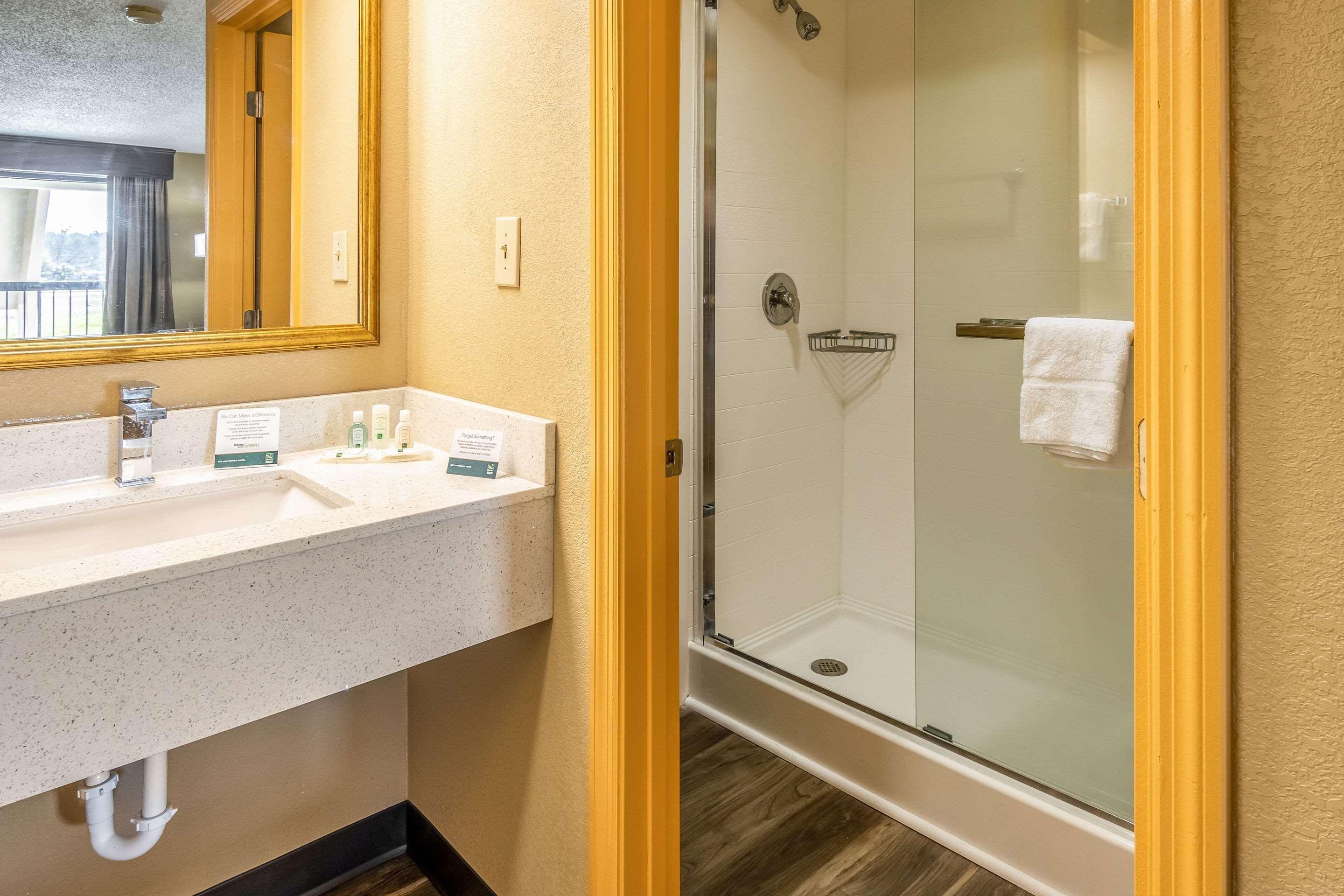 Quality Inn Perry - National Fairgrounds Area Exterior foto